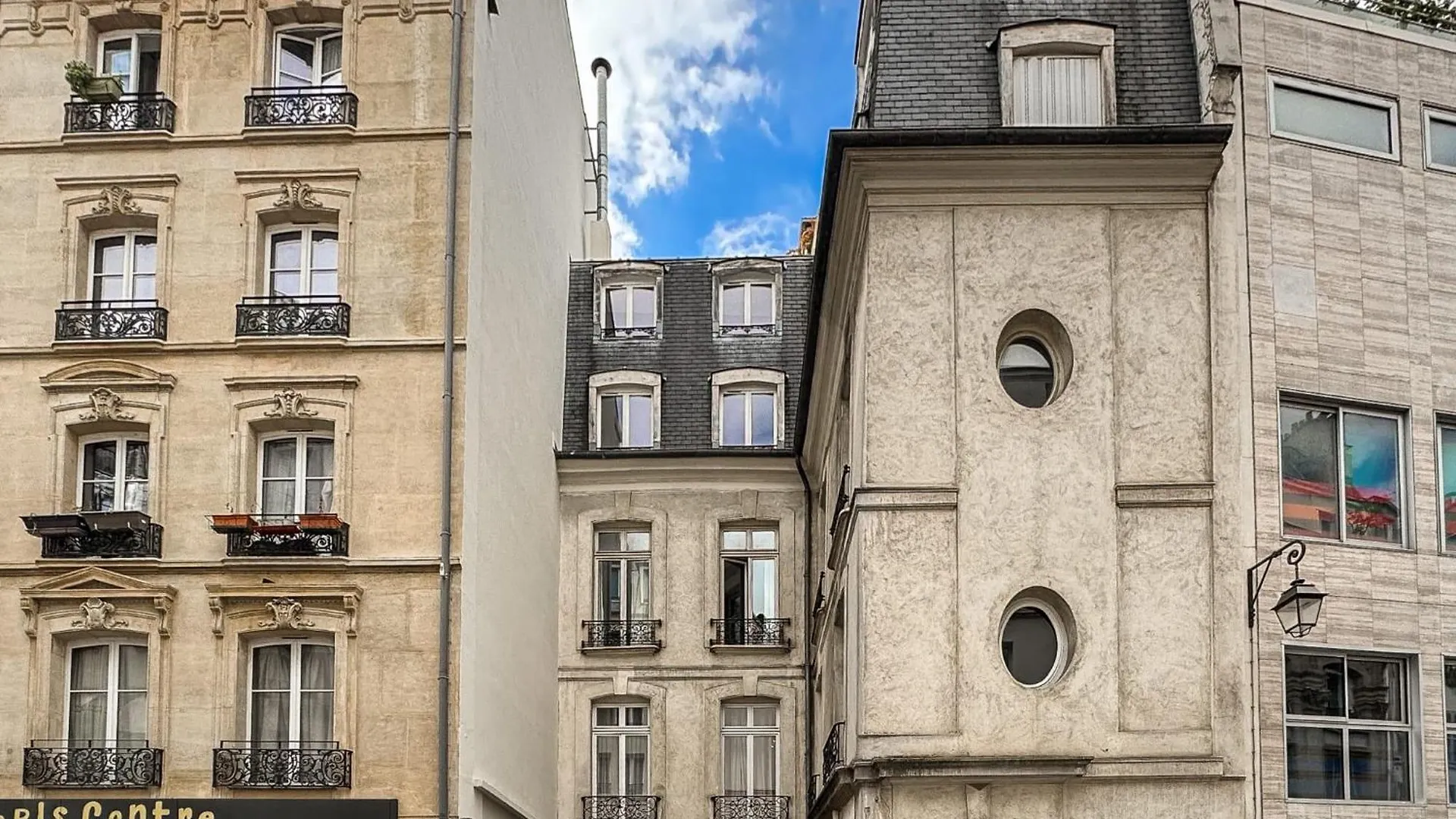502254 - Spacious Duplex Apartment For 12 People Near Les Halles Parigi Francia